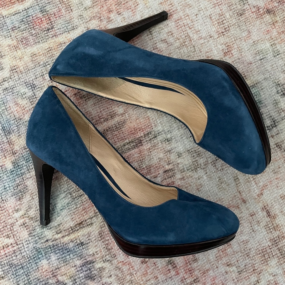 Cole Haan Nike Air Blue Suede Heels - 7